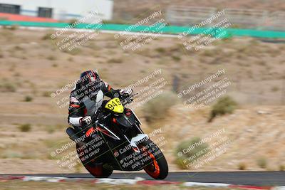 media/Jun-05-2022-WERA (Sun) [[64b01df28d]]/Practice Races/5-750 cc and Up Novices/